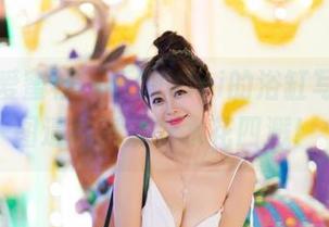 IMiss爱蜜社 – 乐薇Vivi的浴缸写真，原图逼格满满，水花四溅！