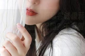 MFStar模范学院 – 愿意尝试像蒋小静Jessica那样的礼服搭配吗？千万别跟我说不，就是那种优雅“煽情”的样子！
