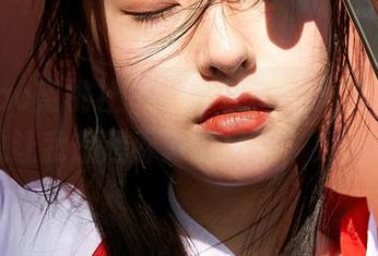 MiiTao蜜桃社 – 小草莓Berry的户外美图，总让我想起春游的日子，太治愈了！
