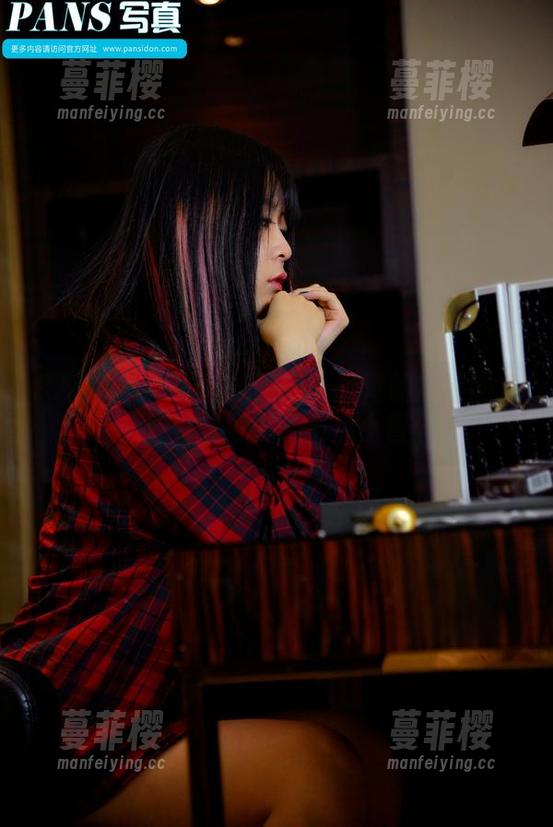 PANS写真-小青 PANS写真 - 高能预警!小青的高清图包,清纯美好中透着点小智慧