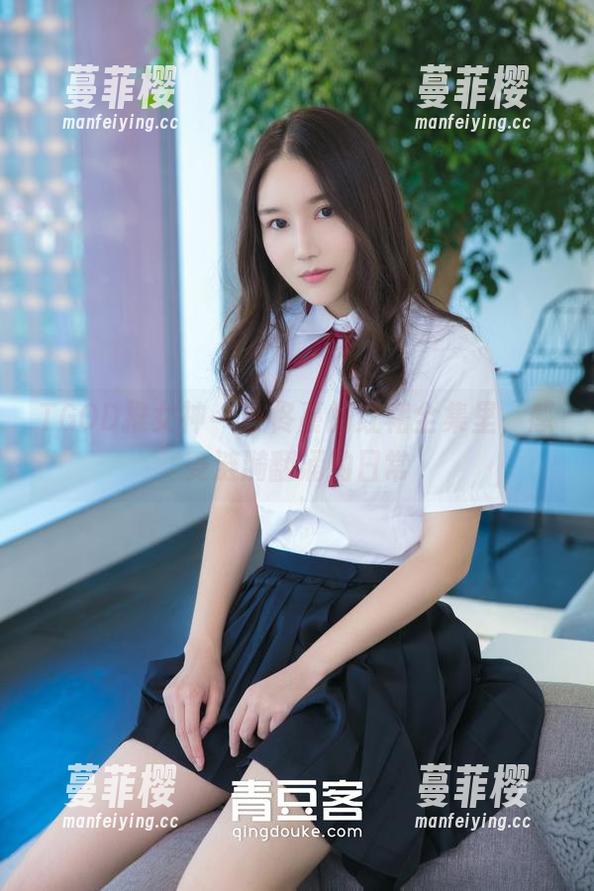 TGOD推女神 - 在佟蔓的红裙全集里，感受涟漪翻涌的日常