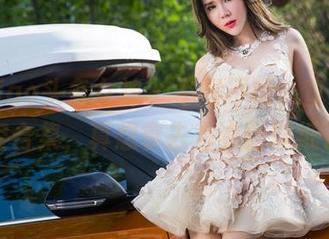TouTiao头条女神 – 不得不说，查莉娅的镂空合集，真想拿去当桌面壁纸了！
