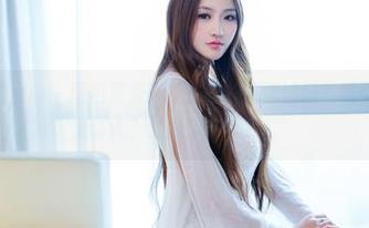TuiGirl推女郎 – 图包更新！陆瓷的女友像话吗？吸引了多少路人？让我来算算。