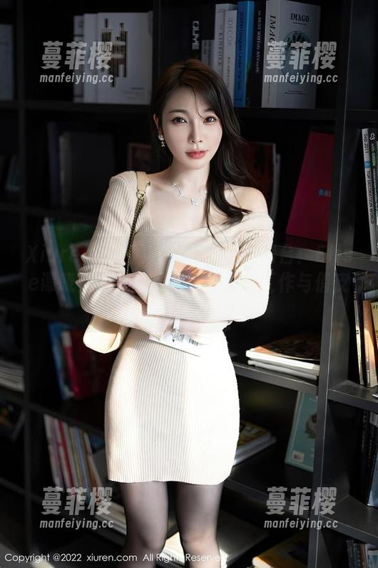Xiuren秀人网-Elise谭晓彤 Xiuren秀人网 - 把工作当成舞台:Elise谭晓彤的无圣光秘书图集将工作与俏皮结合