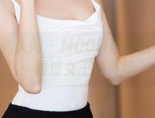 Xiuren秀人网 – MOON嘉依的写真之路：越过女王的气场