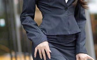 Xiuren秀人网 – 小小的吊带，大大的遐想：刘婷婷无圣光图集里的扑朔迷离