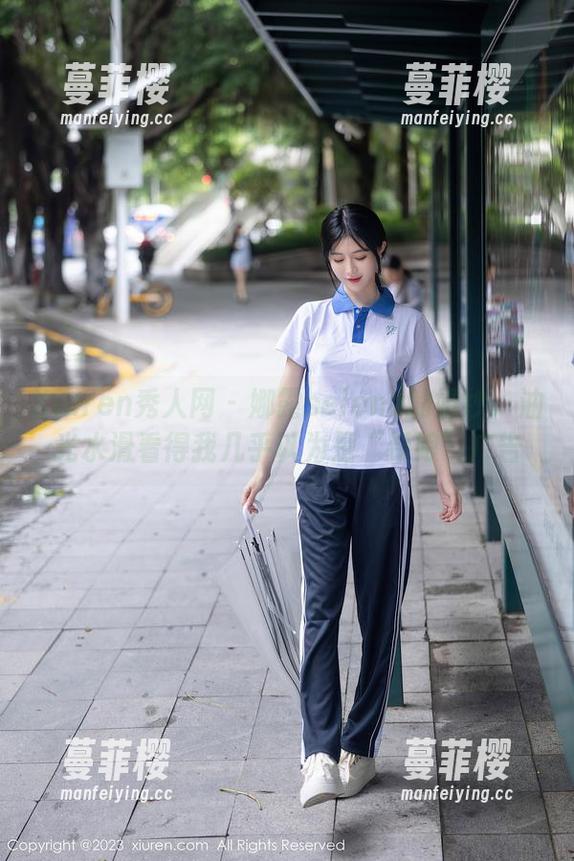 Xiuren秀人网 - 娜露selena的婚纱：油光水滑看得我几乎以为是“新娘”广告