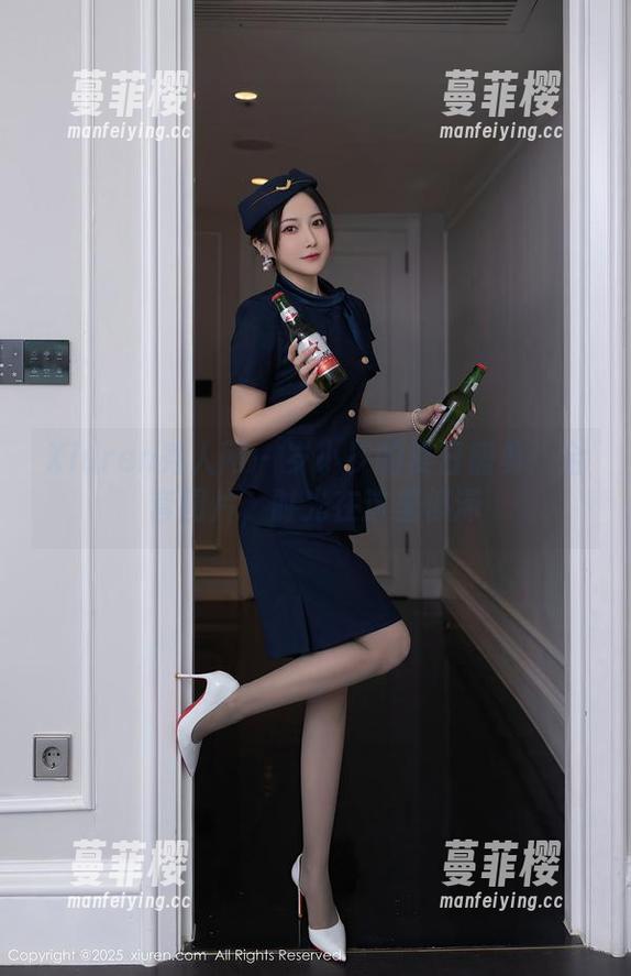 Xiuren秀人网 - 岁小岁的夏日盛典：全套图片，时光在这里停滞