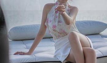 Xiuren秀人网 – 看！杨可可coco妹妹在线互动，美图如画，是那种让人恍惚的感觉？
