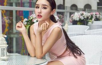 aiss – 高清原图：长腿妹纸索菲，每次看到都是一个新的高度！我想问，这腿到底是谁的？