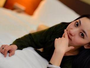 pans – 一看樱桃的全套秘书图集就忍不住想:还有啥不可以再大胆一点呢?