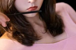 丽柜 – 兔子的浴室写真更新，果然是个风格迥异的小天地。