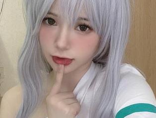 别眨眼！倦倦喵全新夏天作品集更新，不期待也别怪我没提醒。