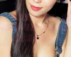 克拉女神 – 保持温柔的周迪：这作品集和原图之间的微妙碰撞，会让我想一些…不那么温柔的事。