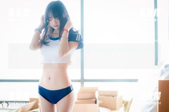 兔玩映画 最新&最佳?兔玩映画的绘里图集,倒是让我对图像有了更多的期待。