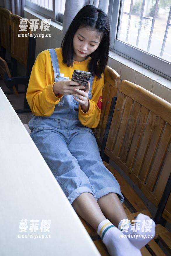 南国足艺-青青 南国足艺 - 全套比基尼试穿,青青的原图不造她有多可爱!