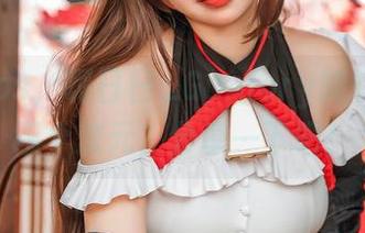 制服+cos，啊日日_Ganlory能把你带到哪个次元？分享一下吧！
