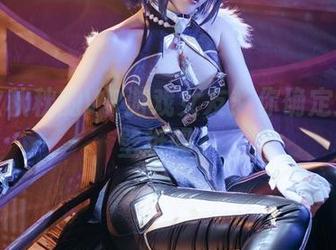 夏小秋秋秋的VR游戏女友：你确定这不是壁纸吗？