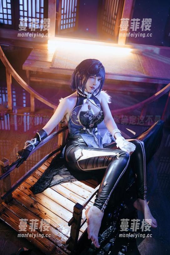 夏小秋秋秋的VR游戏女友：你确定这不是壁纸吗？