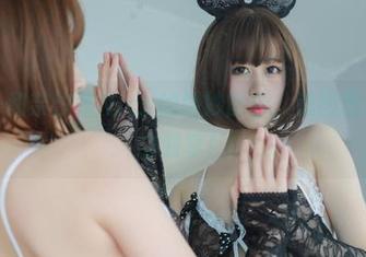 红裙子和奈汐酱Nice的绝妙配合，美图图集请起立鼓掌！