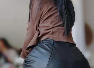 女主K的美足写真，下载后可能得不到票子哟！