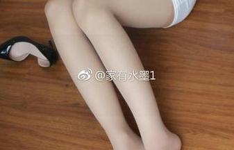 微密圈 – 家有水墨老师的美图，那种微妙的私密感，听说画里的花都在低语呢？