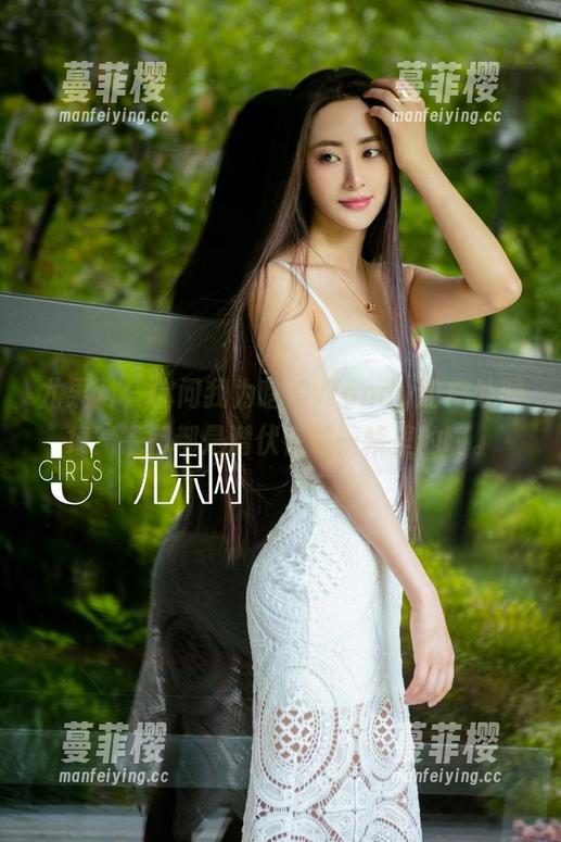 尤果网 - 你问我为啥追Wendy的户外图集？福利都是潜伏在每一帧里的啊。