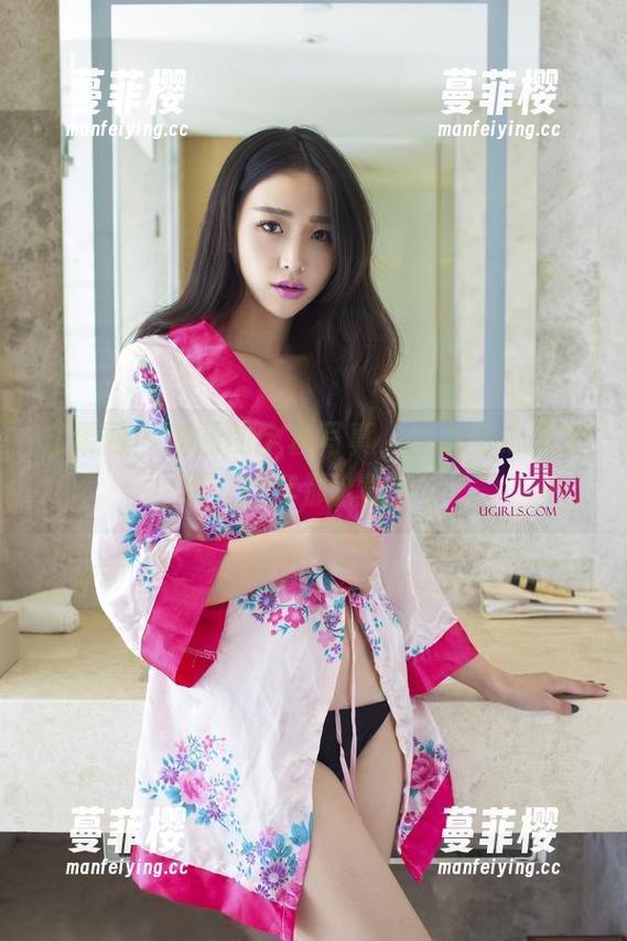 尤果网 - 琳丽的全套写真，少女与心事交织，显得那么微妙。