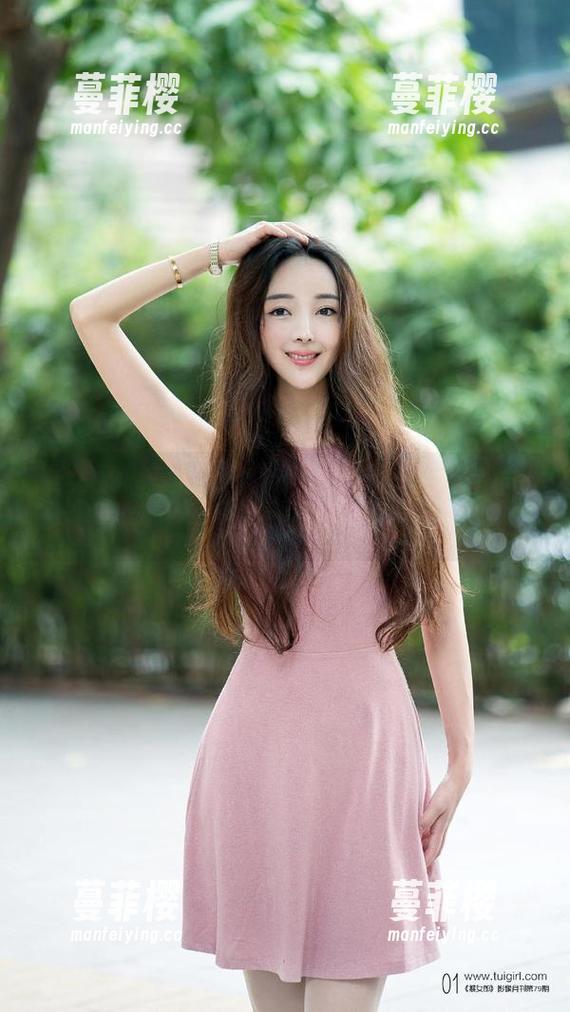 推女郎-胡允儿 推女郎 - 美图狂欢!翻看胡允儿白色图包,白得恰到好处的优雅!