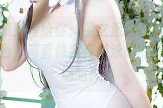 这个图集推荐给你：星之迟迟在镇海的无圣光水色，简直像我在游泳时的造型一样尴尬！