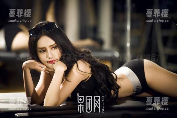 果团网 - 无圣光的王语纯，网袜如何能不让人停留和瞩目？