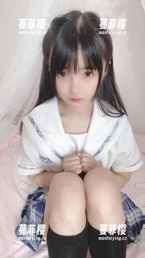 桜井宁宁 泳衣图包专属:桜井宁宁教你如何在水中杂耍(大概吧)