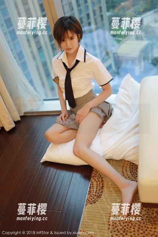 模范学院 - 思淇Sukiiii与浴缸：在线写真，究竟是不甘还是无奈？