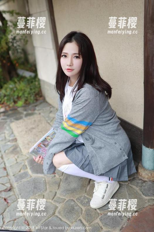 模范学院-柒喜小baby 模范学院 - 柒喜小baby的美图,让我想起前几天的那场梦,梦里她就是女神。