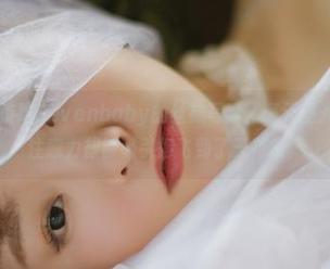 波萝社 – 柳侑绮Sevenbaby的丝袜写真，毫无圣光，然而我的注意力却被吸引得飞到了天花板。