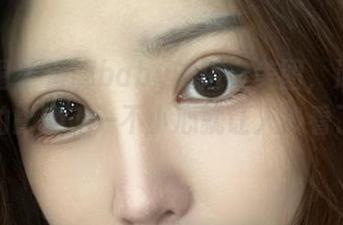 微密圈 – 海豚baby的浴室美图，泡泡和光影的比赛，一不小心就让人多看了几眼。