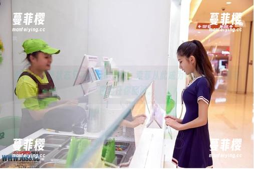 爱丝 - 有些状态只用灰丝能表达，索菲从此成为代言人，原图与图包任你翻阅。