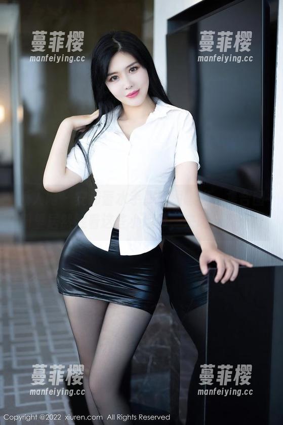 秀人网 - 安沛蕾水手服原图曝光，集合图册里居然藏着这些小趣事，来吧，别捂眼