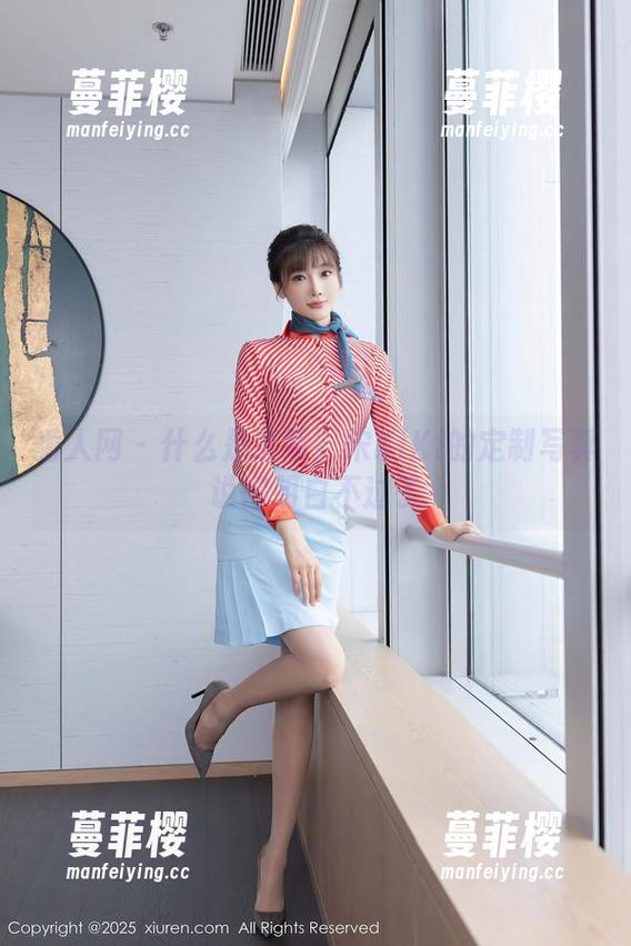 秀人网 - 什么是透明？宋KiKi的定制写真说得明白不过了