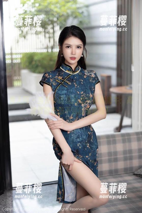 秀人网 - 当是小逗逗的视角邂逅奶牛：高清原图意想不到的亲密感！