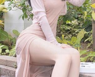 秀人网 – 礼服是月酱儿的灵魂伴侣，高清写真只为这一刻。