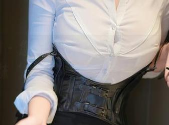秀人网 – 您的目光已被汐汐baby和她的网袜‘锁定’——看这精彩的图片