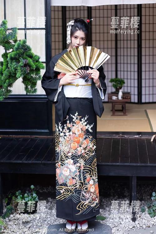 秀人网 - 筱慧cindy的居家“摄影小剧场”，照片里的日常也能被演绎得美妙。