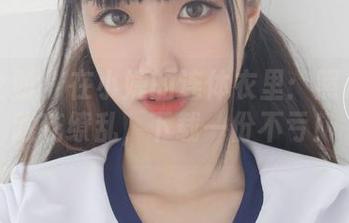 紧急企划 – 在小婕的连体衣里：照片令人眼花缭乱，下载一份不亏！