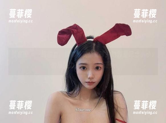 微密圈 - 一抹黑丝，就能秒变兔女郎？绝对是纪念小小v的超能力，原图来验证！