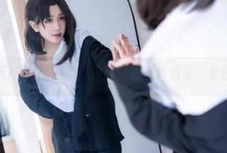 观看蓝小沂KiKi的伽摩，但我的眼睛有点懵，全部是美啊！
