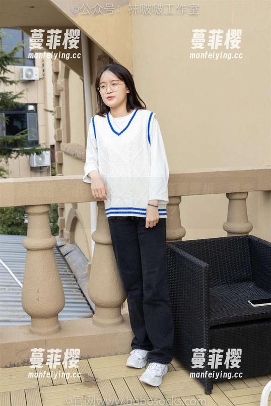 袜啵啵-小淳 袜啵啵 - 小淳的水手服:高清壁纸,谁会抗拒那种妩媚?