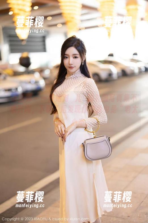 语画界 - 一开始对玥儿玥的礼服写真集不感兴趣，下载了后发现原来我也是“老太太”心态。