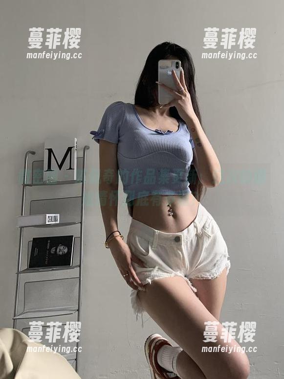 微密圈 - 陈佩奇的作品集更新：这次的御姐情怀到底有多重？