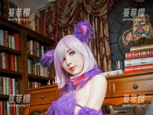 下载也有小心机，雯粥粥i的旗袍style，来一波cos演绎！